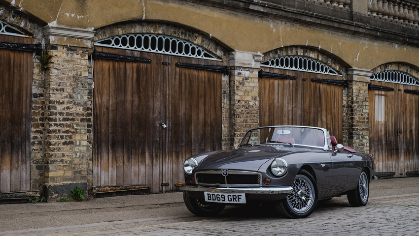 RBW EV Roadster elétrico inspirado no icónico MGB